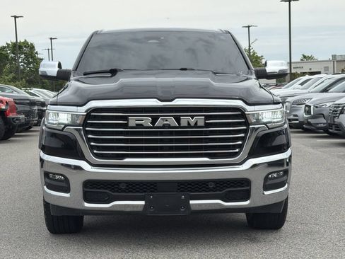 Used 2025 RAM 1500 Laramie AWD/4WD image 8