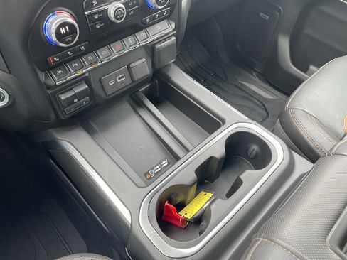 Used 2019 GMC Sierra 1500 AT4 w/ AT4 Premium Package image 19