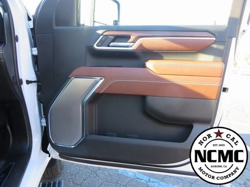 Used 2024 GMC Sierra 3500 Denali Ultimate image 59
