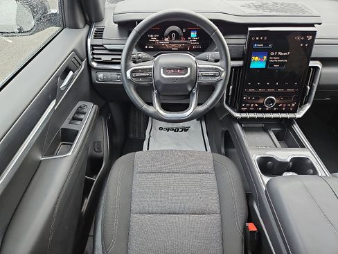 Certified 2025 GMC Acadia Elevation image 11