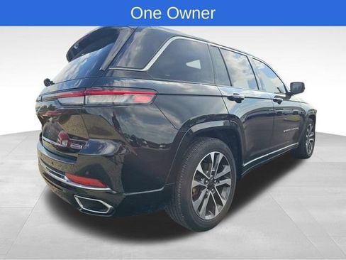 Used 2023 Jeep Grand Cherokee Overland w/ Luxury Tech Group IV image 5