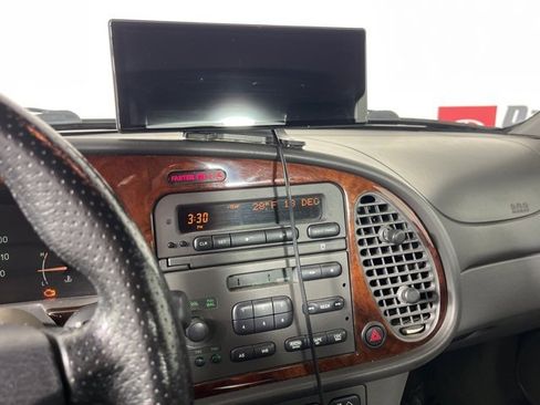 Used 2001 Saab 9-3 SE image 11