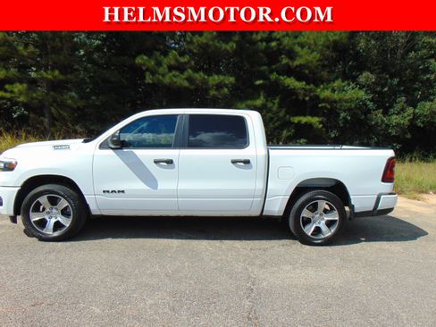 Certified 2025 RAM 1500 Tradesman image 3