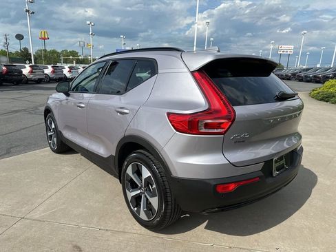 Certified 2026 Volvo XC40 B5 Plus AWD/4WD image 8