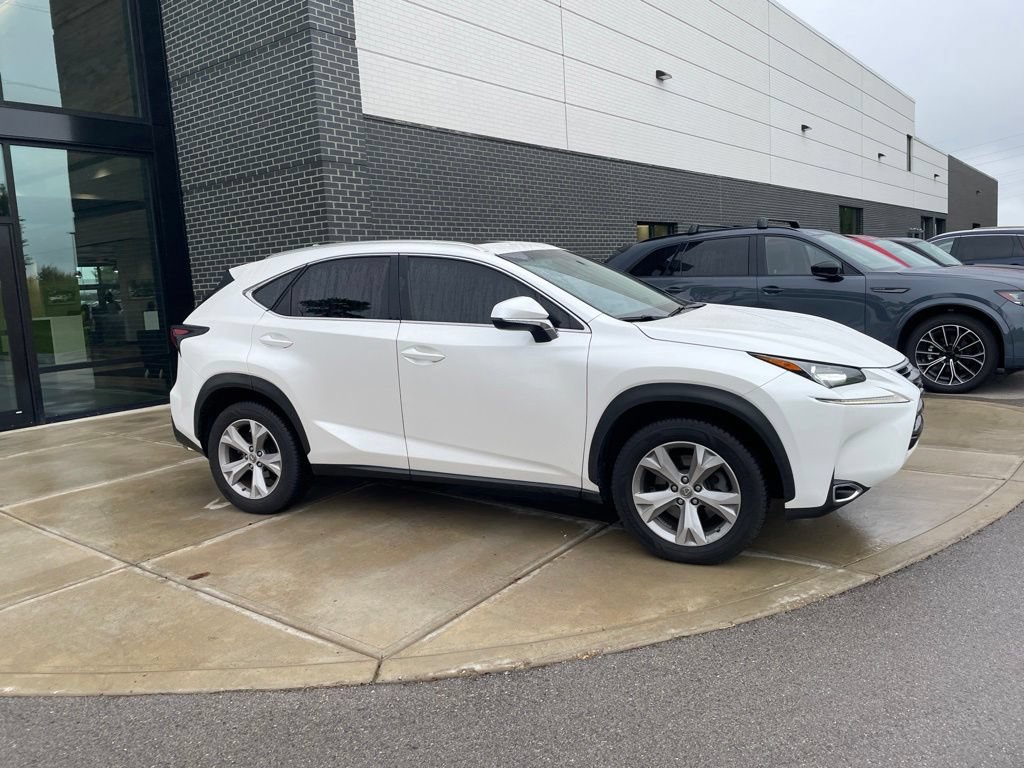 Used 2017 Lexus NX 200t AWD w/ Premium Package image 7
