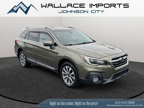 Used 2018 Subaru Outback 2.5i Touring image 7