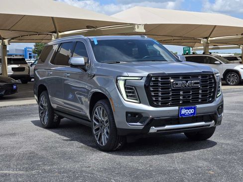 Certified 2025 GMC Yukon Denali Ultimate AWD/4WD image 2