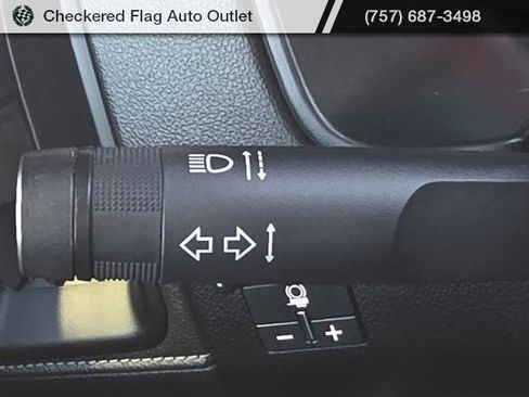 Used 2020 GMC Canyon Denali image 28