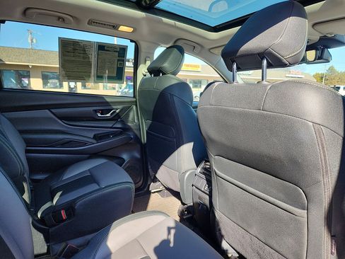 Used 2023 Subaru Ascent Onyx Edition image 29