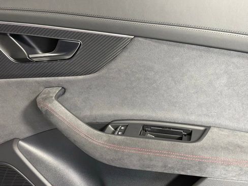 Used 2026 Audi RS Q8 performance image 26