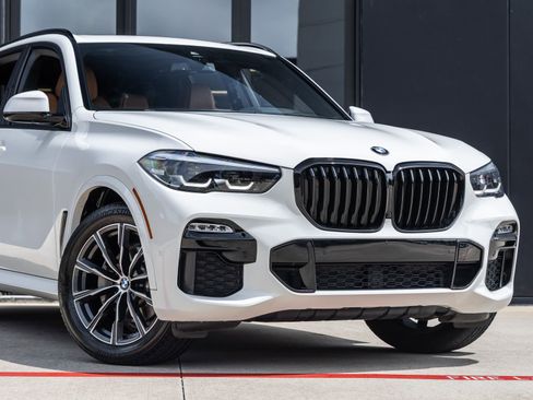 Used 2021 BMW X5 xDrive40i w/ M Sport Package AWD/4WD image 5
