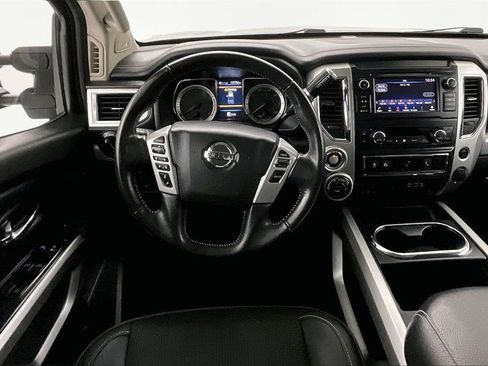 Used 2019 Nissan Titan PRO-4X w/ Pro-4x Utility Package image 9