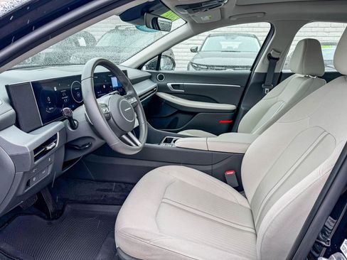 Certified 2024 Hyundai Sonata SEL w/ Convenience Package image 19