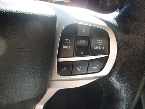 Certified 2021 Ford Explorer XLT w/ Equipment Group 202A image 14