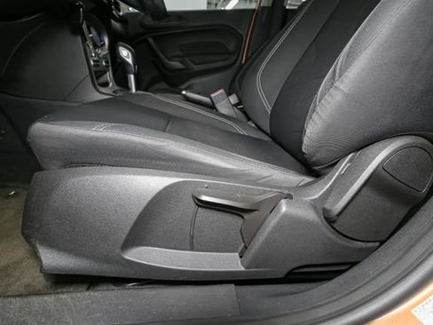 Used 2017 Ford Fiesta SE FWD image 31