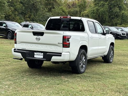 New 2026 Nissan Frontier SV image 3