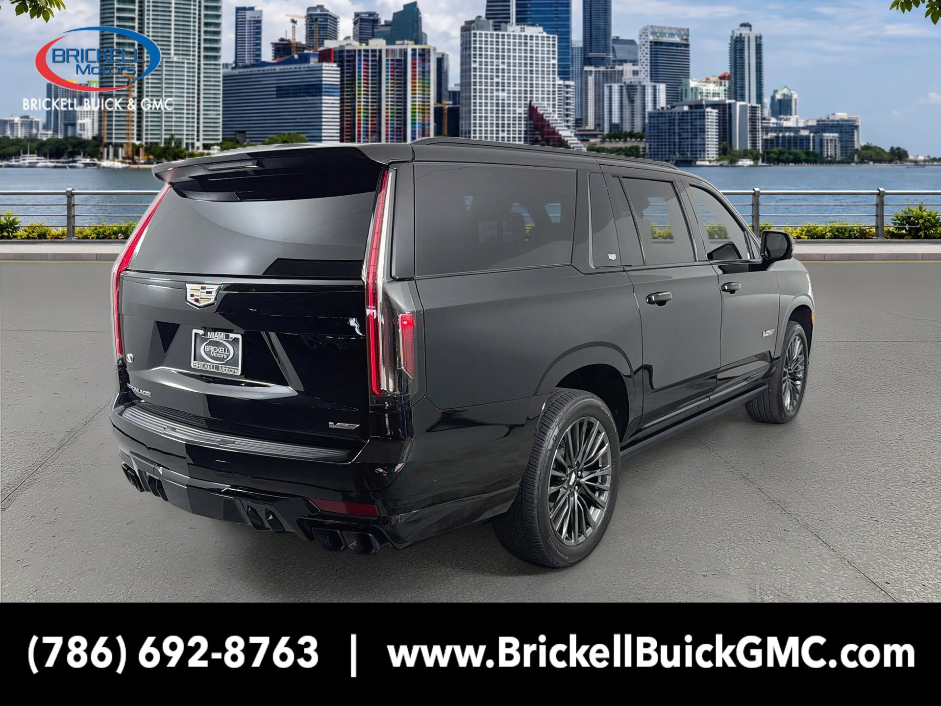 Used 2023 Cadillac Escalade ESV V AWD/4WD image 6