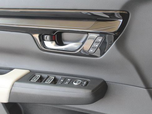Used 2024 Honda CR-V EX-L image 14