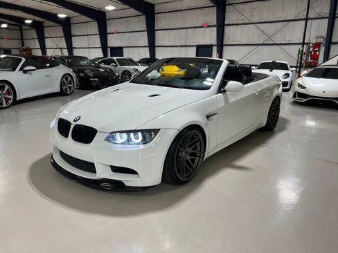 Used 2010 BMW M3 Convertible image 88