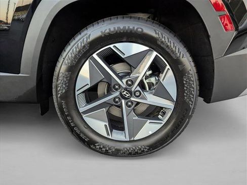 Certified 2025 Hyundai Tucson SEL image 9