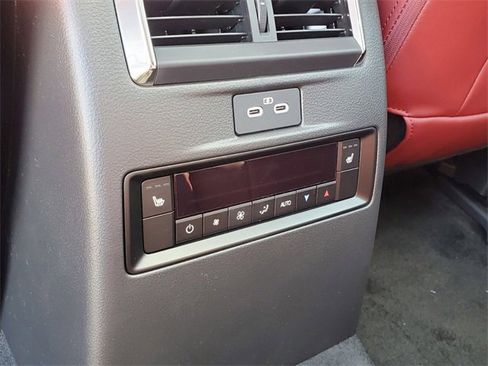 Certified 2025 MAZDA CX-70 Plug-In Hybrid w/ Premium Plus image 19