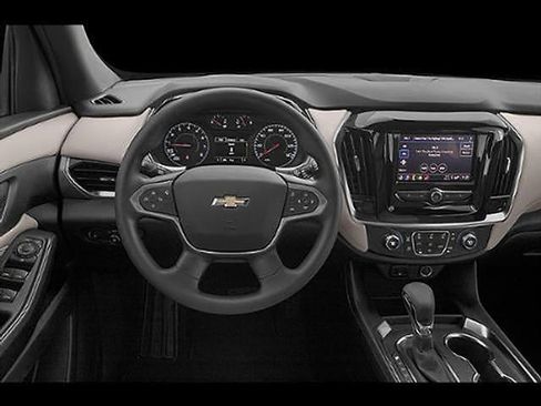 Used 2022 Chevrolet Traverse LS FWD image 26