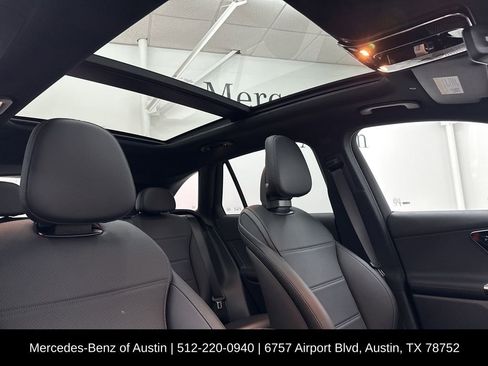 Certified 2026 Mercedes-Benz GLC 300 image 25