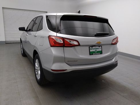 Used 2021 Chevrolet Equinox LS FWD image 6