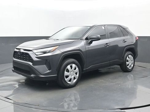 Used 2024 Toyota RAV4 LE FWD image 21