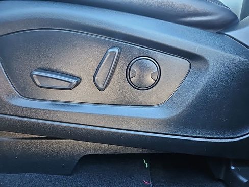 Used 2023 Ford Explorer XLT w/ Equipment Group 202A image 16