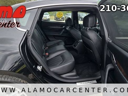 Used 2014 Maserati Quattroporte S Q4 AWD/4WD image 19