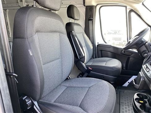 New 2024 RAM ProMaster 3500 w/ Premium Convenience Group image 9