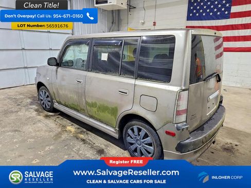 Used 2005 Scion xB FWD image 3