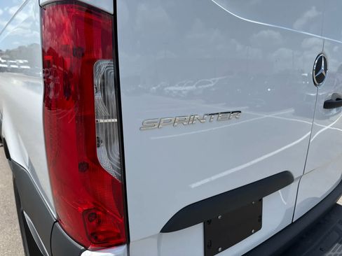 New 2025 Mercedes-Benz Sprinter 2500 image 11