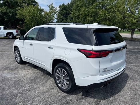 Used 2022 Chevrolet Traverse Premier AWD/4WD image 7