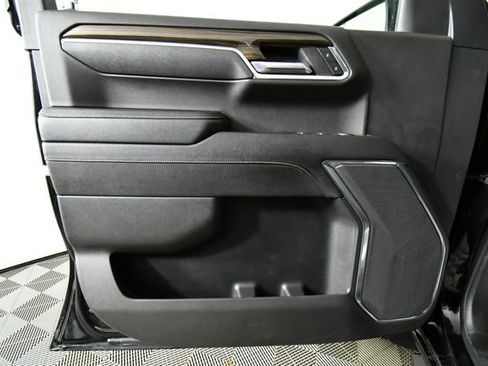 Used 2023 Chevrolet Silverado 1500 LT Trail Boss image 21