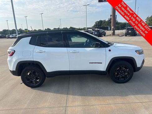Used 2024 Jeep Compass Trailhawk image 6