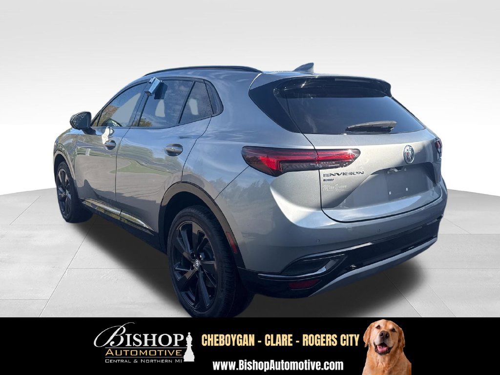 Used 2023 Buick Envision Essence w/ Technology Package I AWD/4WD image 10