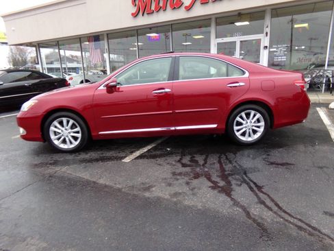 Used 2010 Lexus ES 350 image 2