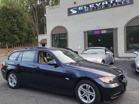 Used 2008 BMW 328xi Wagon AWD/4WD image 1