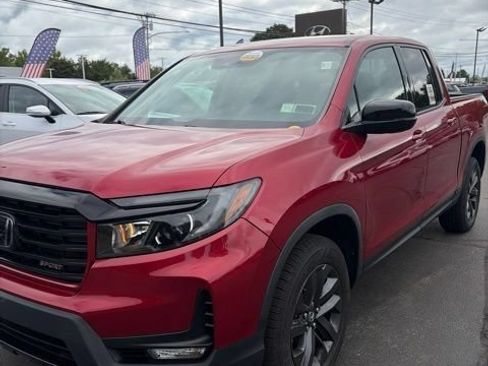 Used 2021 Honda Ridgeline Sport image 3