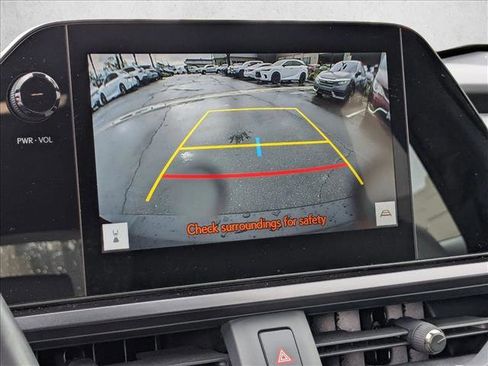 Used 2024 Lexus UX 250h FWD image 16