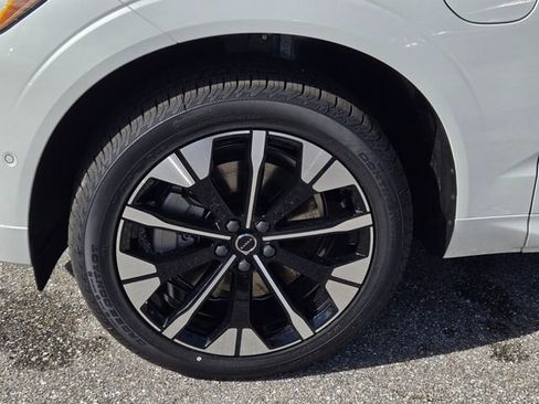 New 2026 Volvo XC60 T8 Plus w/ Protection Package Premier image 11
