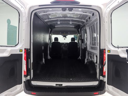Used 2020 Ford Transit 250 Medium Roof w/ Interior Upgrade Package RWD image 10