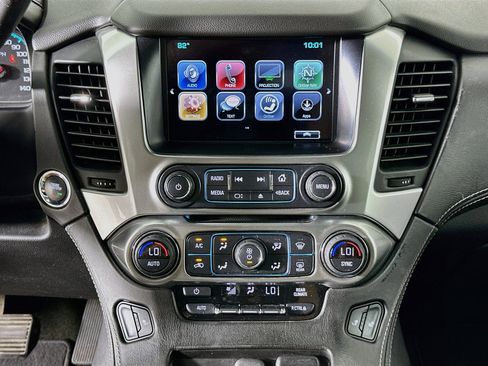 Used 2017 Chevrolet Tahoe LT w/ Luxury Package AWD/4WD image 23