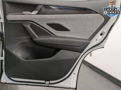 Used 2025 Volkswagen Tiguan S image 26