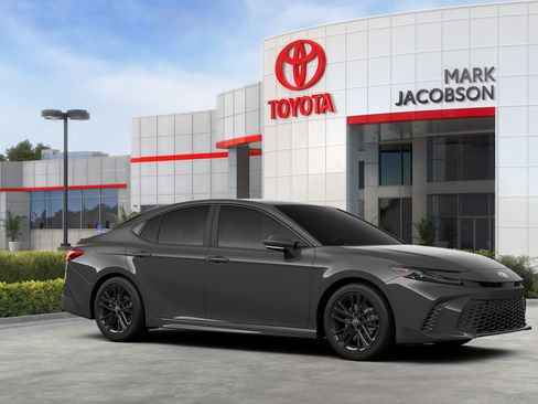 New 2026 Toyota Camry SE w/ Convenience Package FWD image 14