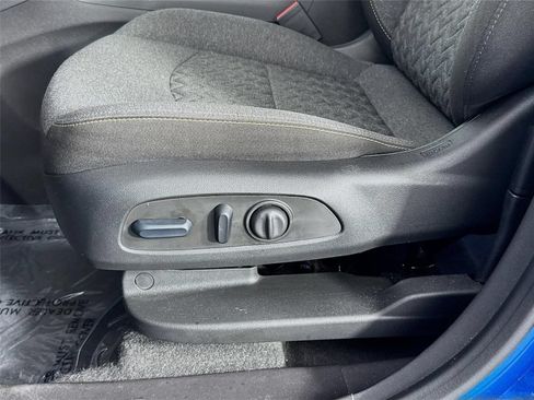 Used 2024 Chevrolet Equinox LT FWD image 20
