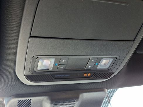 Used 2024 Ford F250 XLT image 32