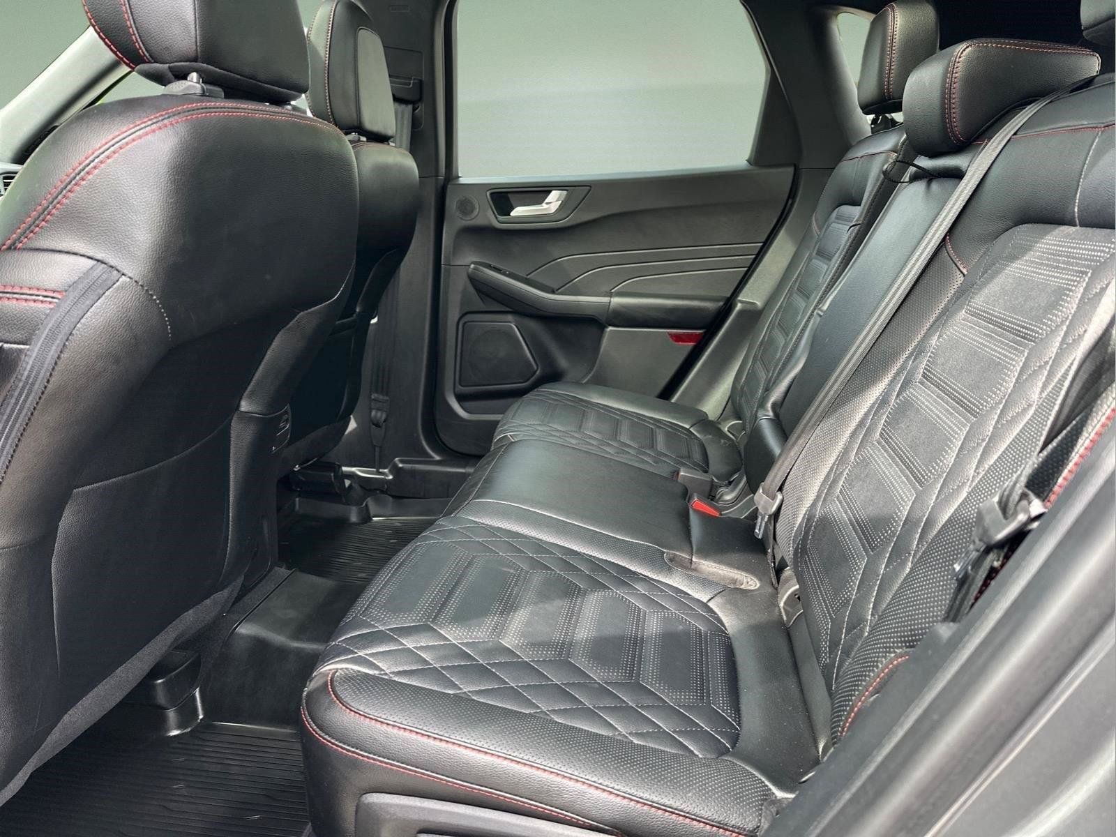 Used 2023 Ford Escape ST-Line Elite w/ Premium Technology Package AWD/4WD image 12